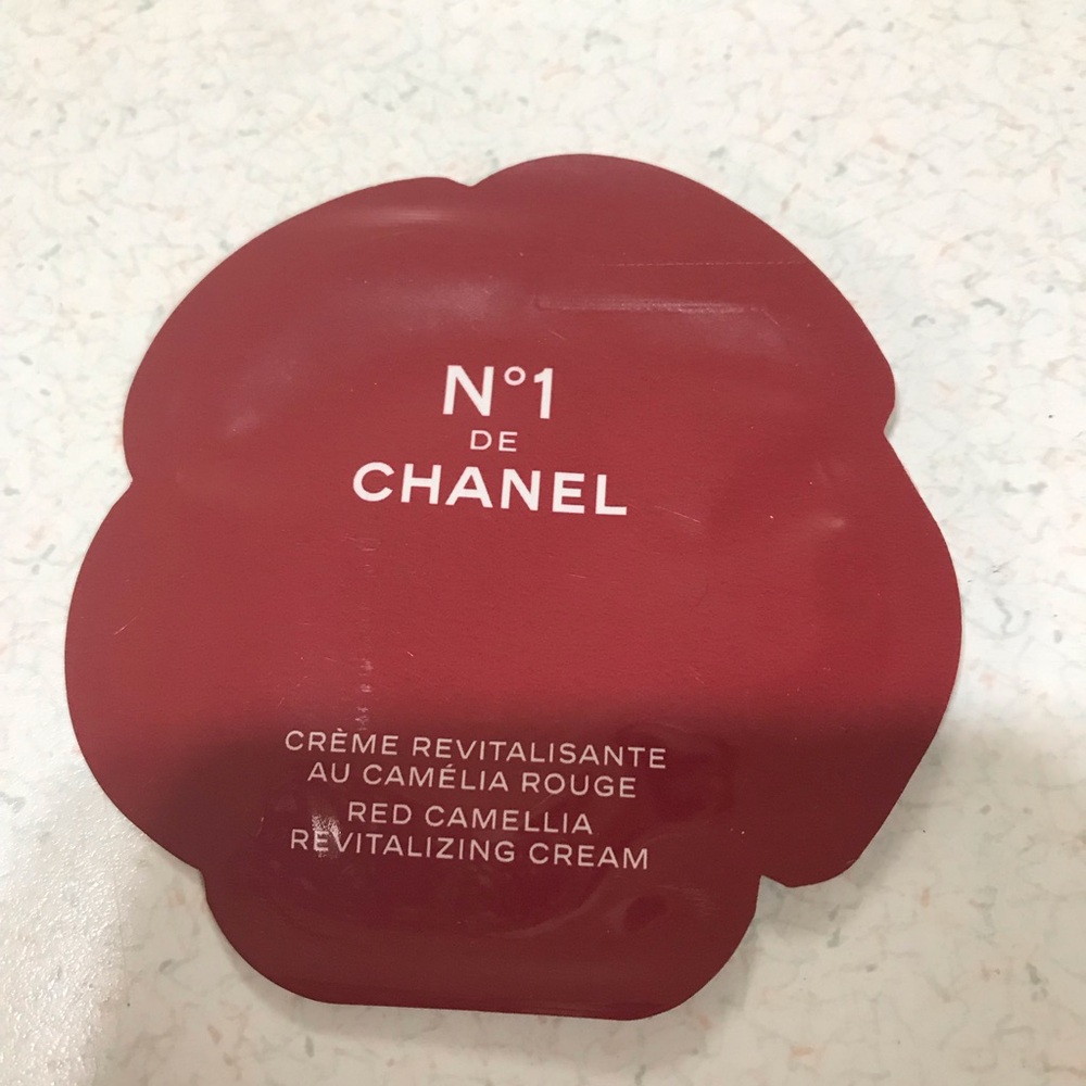 CHANEL Small Dust Bag & Sample Mascara Makeup Remover Cleansing Cream Face Cream - Picture 8 of 13